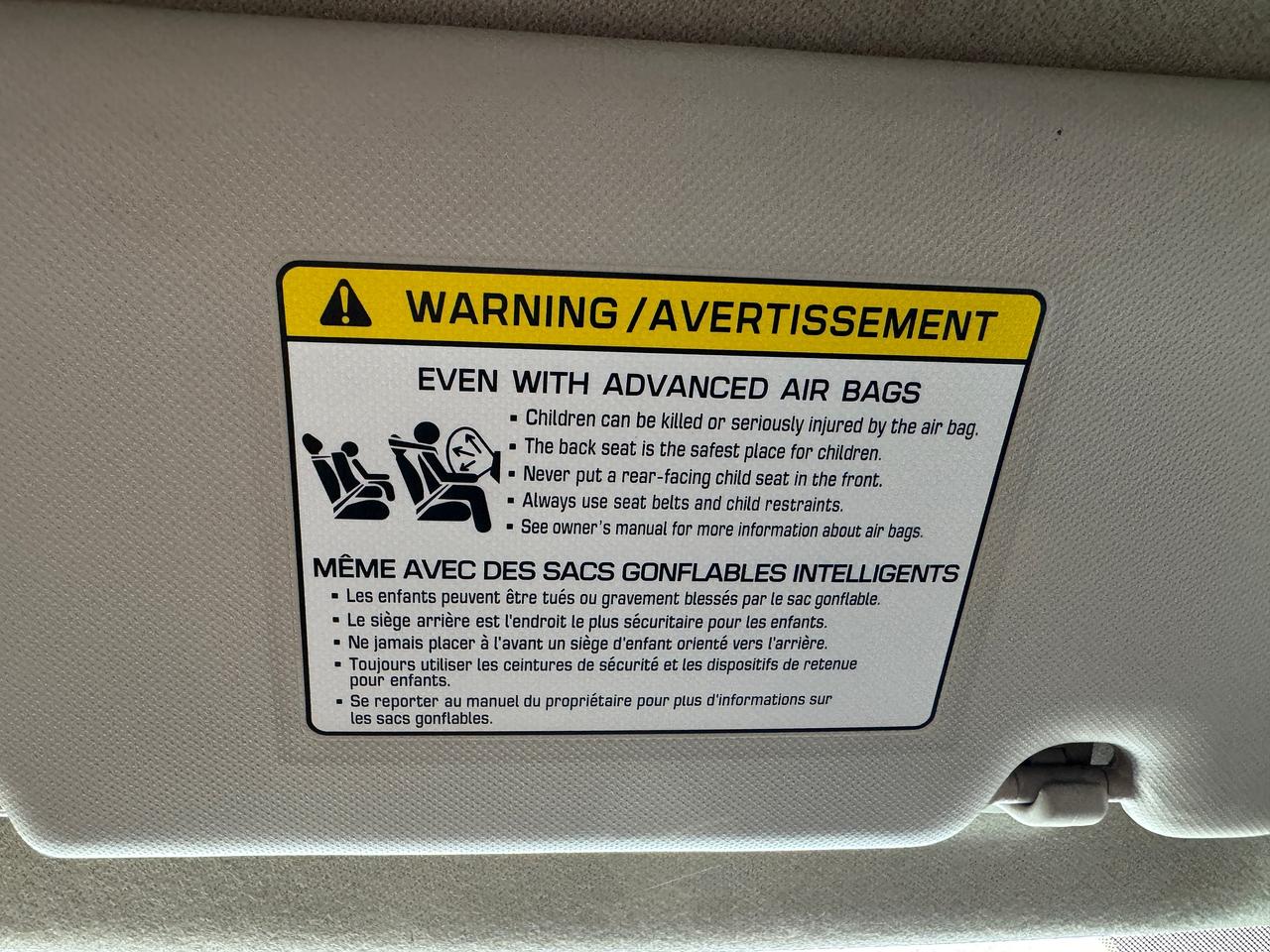 2023 Hyundai Venue Preferred+Blind Spot+CLEAN CARFAX Photo