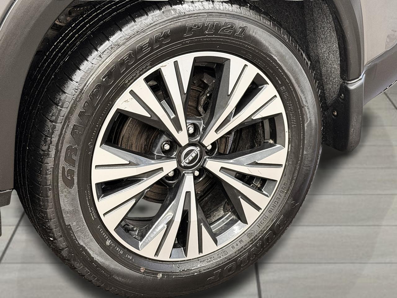 2023 Nissan Rogue SV Moonroof AWD+Previous Lease+CLEAN CARFAX Photo