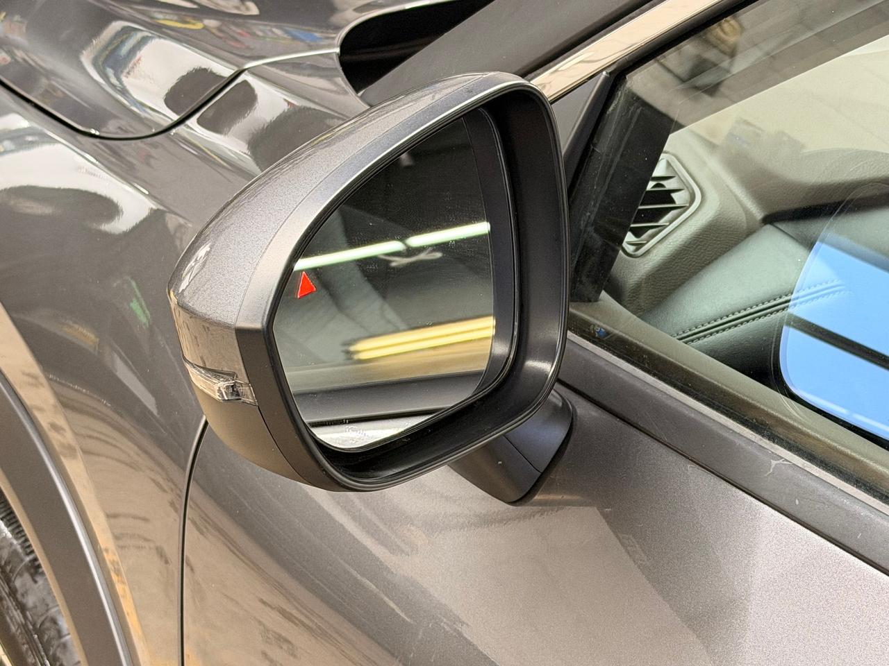 2023 Nissan Rogue SV Moonroof AWD+Previous Lease+CLEAN CARFAX Photo