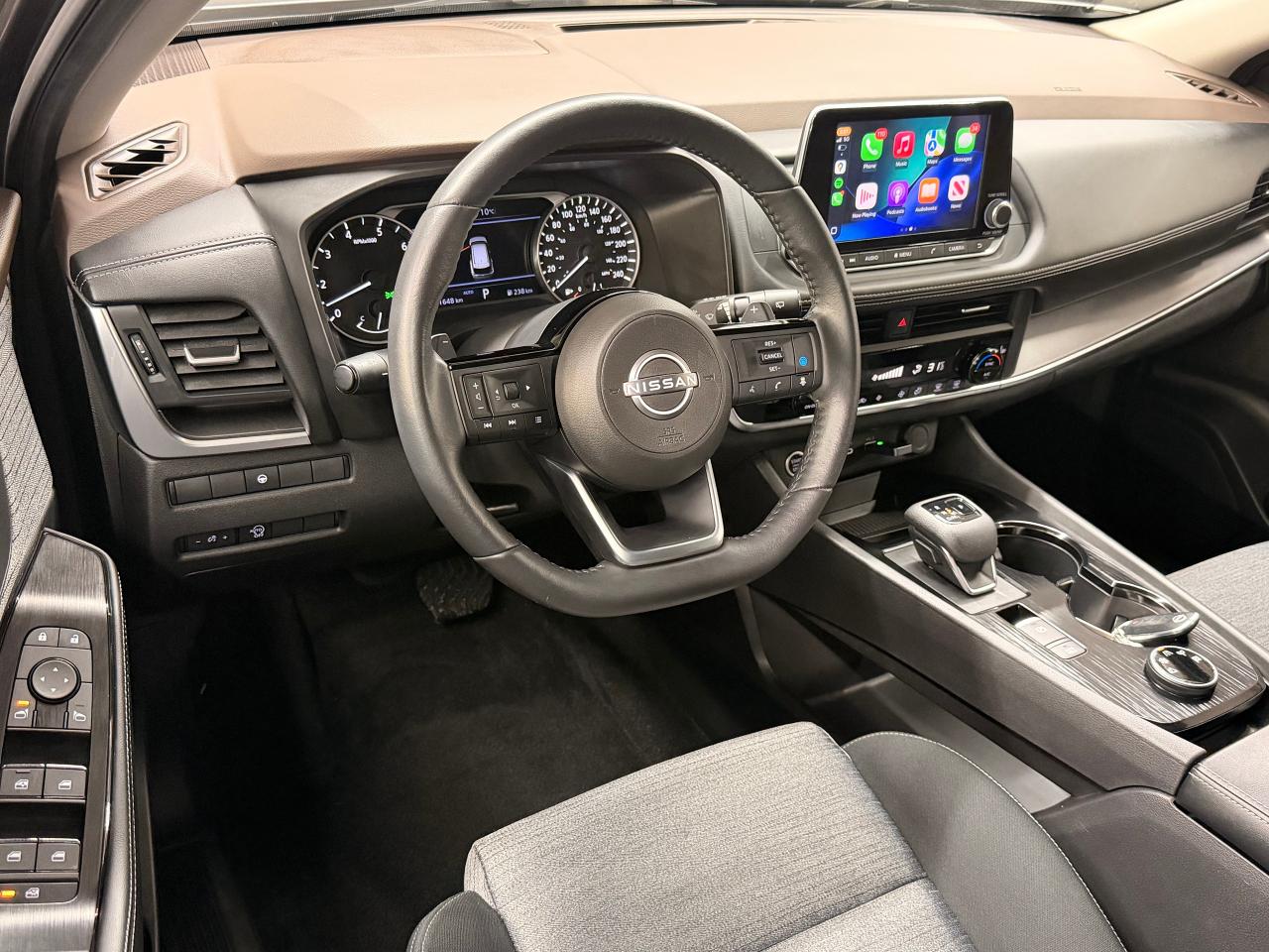 2023 Nissan Rogue SV Moonroof AWD+Previous Lease+CLEAN CARFAX Photo