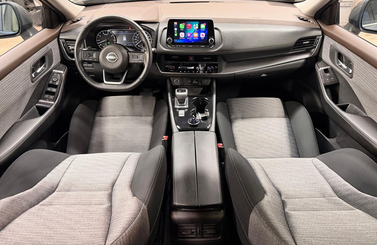 2023 Nissan Rogue SV Moonroof AWD+Previous Lease+CLEAN CARFAX Photo1