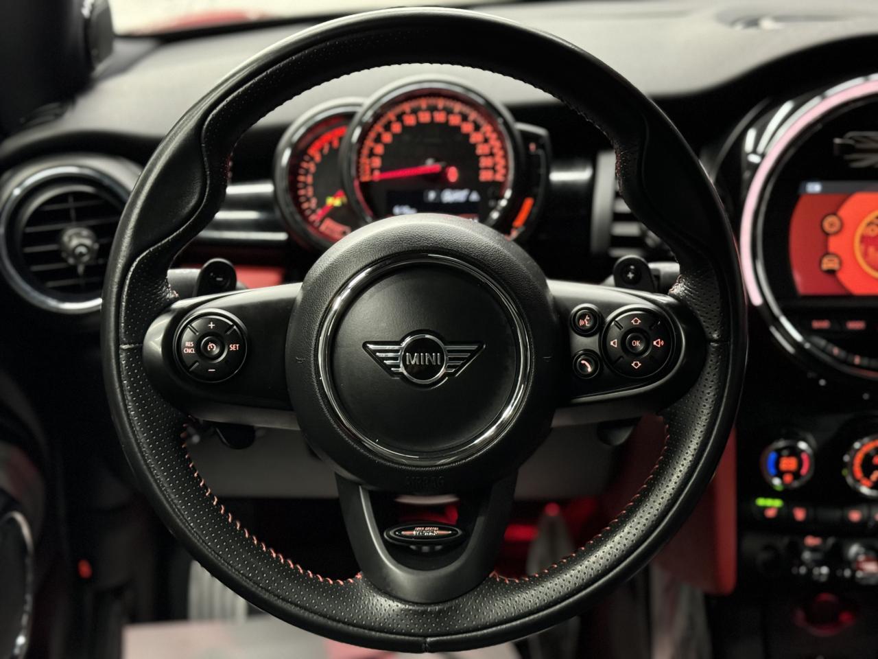 2020 MINI Cooper JCW|JOHN COOPER WORKS|BACKUP|HK SOUND|PANO| Photo