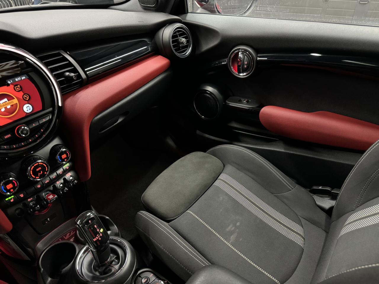 2020 MINI Cooper JCW|JOHN COOPER WORKS|BACKUP|HK SOUND|PANO| Photo