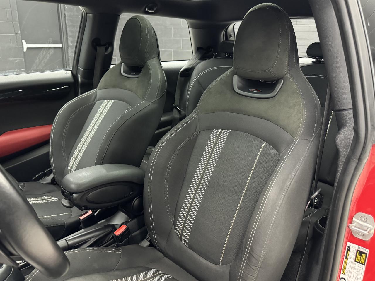 2020 MINI Cooper JCW|JOHN COOPER WORKS|BACKUP|HK SOUND|PANO| Photo