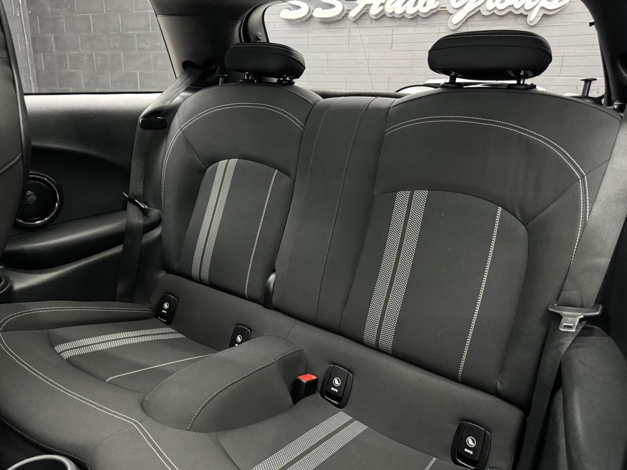 2020 MINI Cooper JCW|JOHN COOPER WORKS|BACKUP|HK SOUND|PANO| Photo