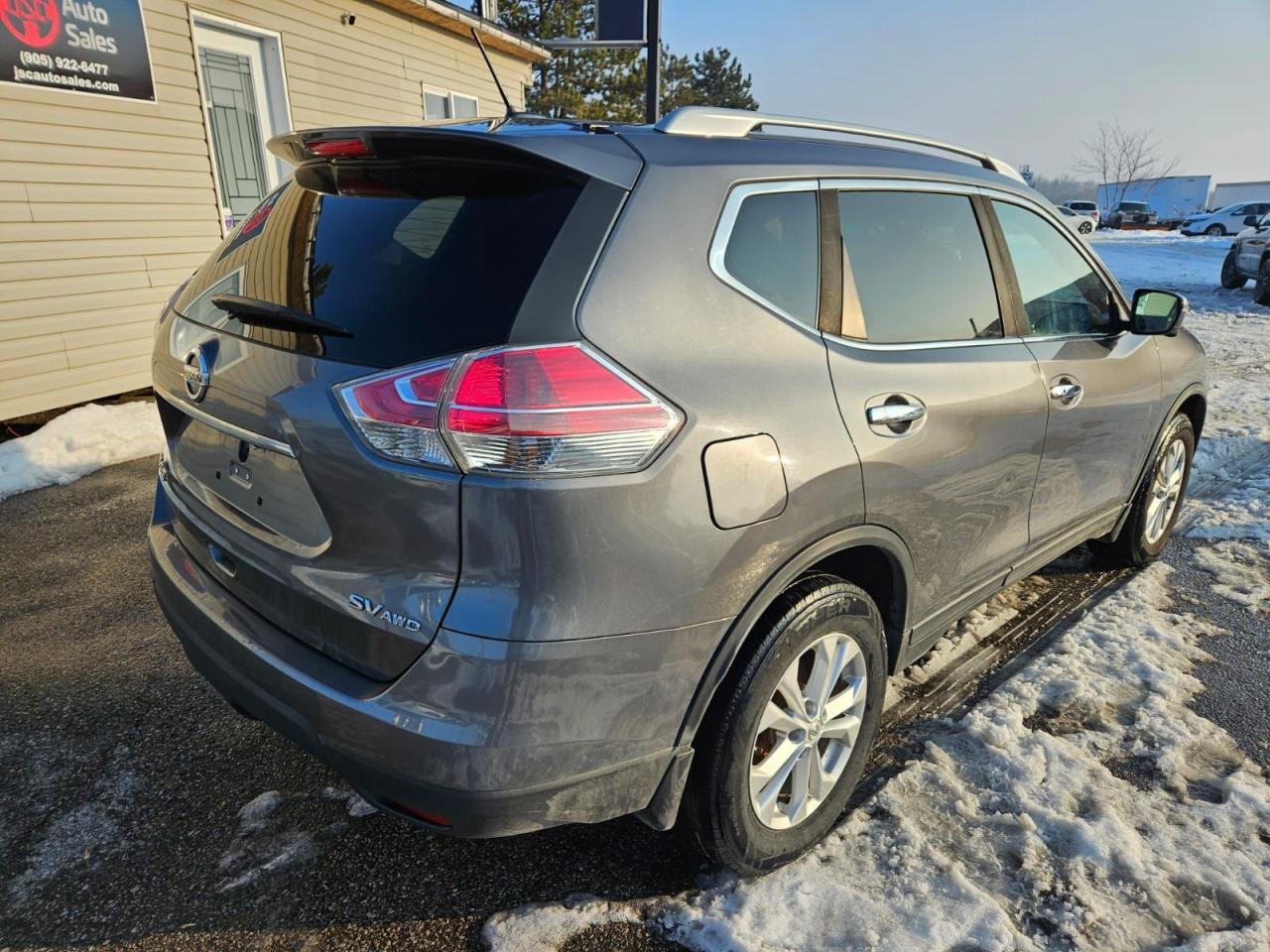 2016 Nissan Rogue AWD 4dr SV Photo