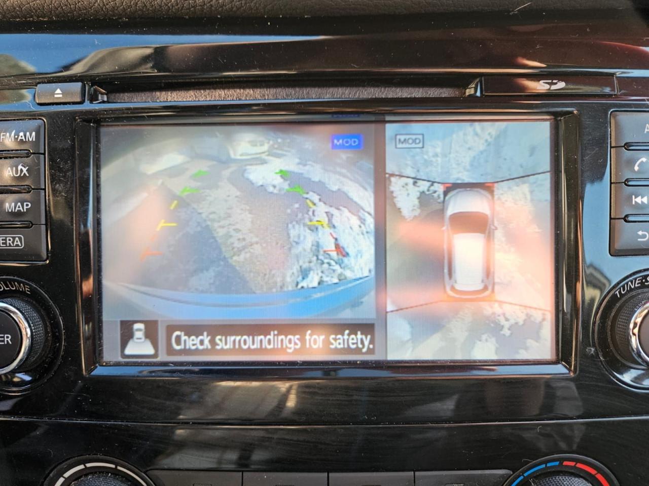 2016 Nissan Rogue AWD 4dr SV Photo