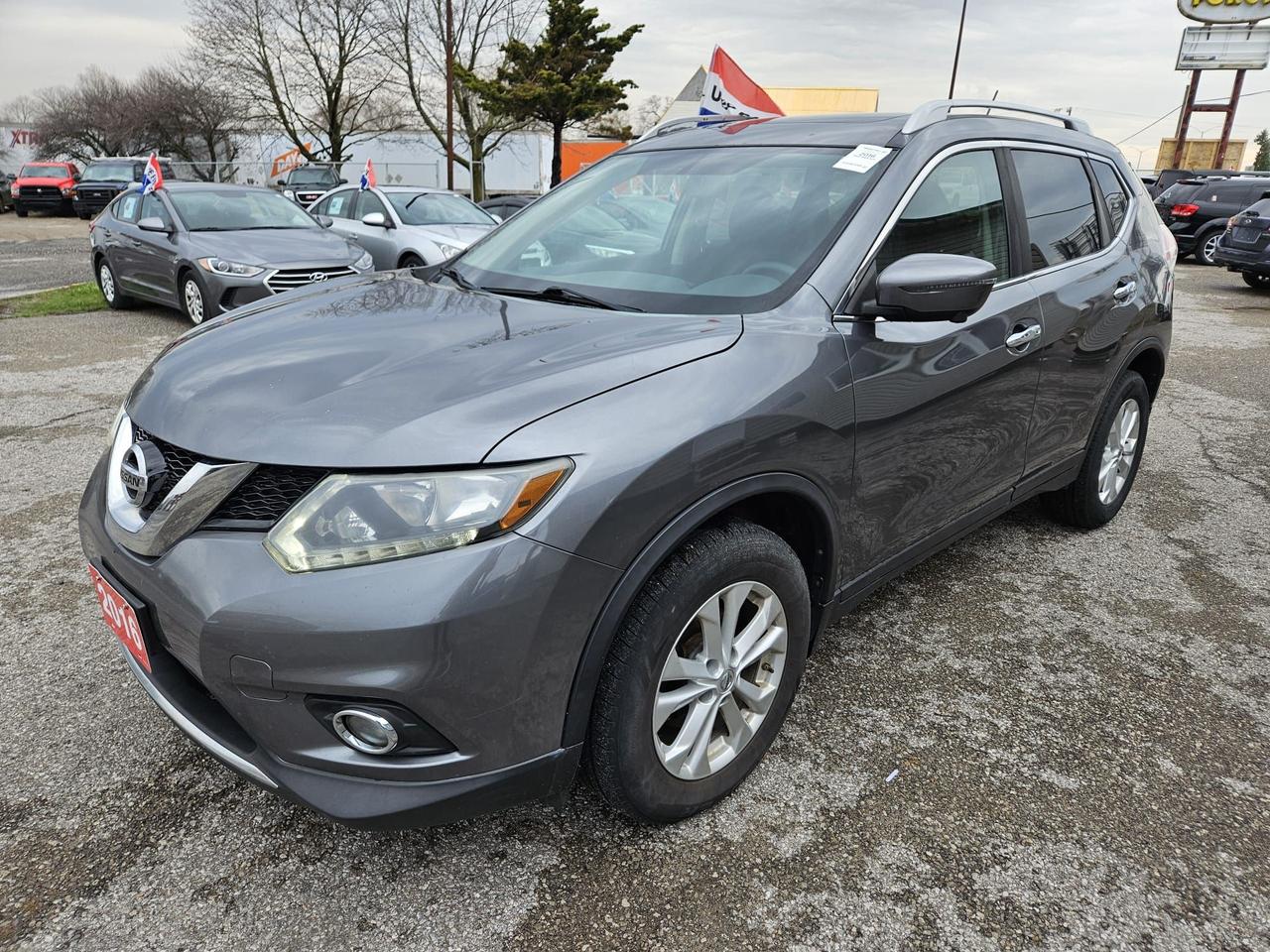 2016 Nissan Rogue AWD 4dr SV Photo