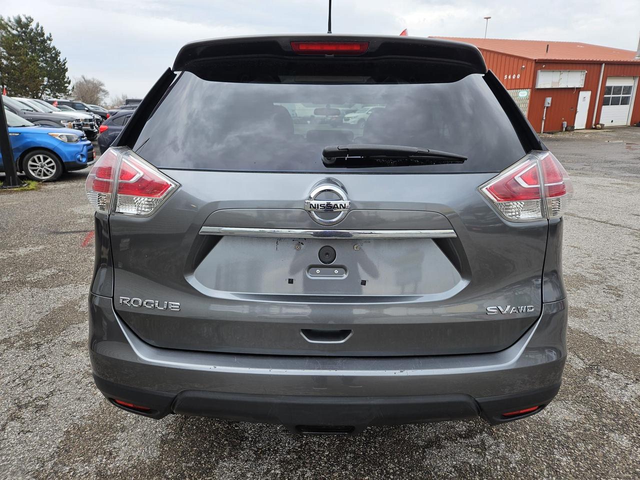 2016 Nissan Rogue AWD 4dr SV Photo