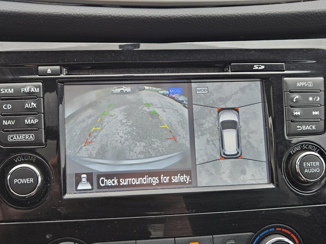 2016 Nissan Rogue AWD 4dr SV Photo