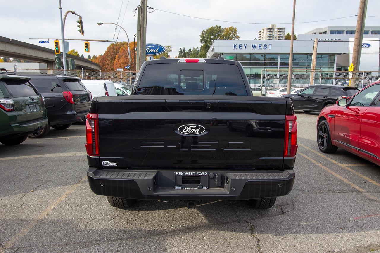 2026 Ford F-150 XLT 4WD SuperCrew 5.5' Box Photo4