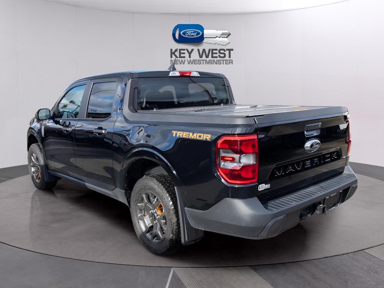 2024 Ford Maverick XLT Advanced AWD SuperCrew Photo2