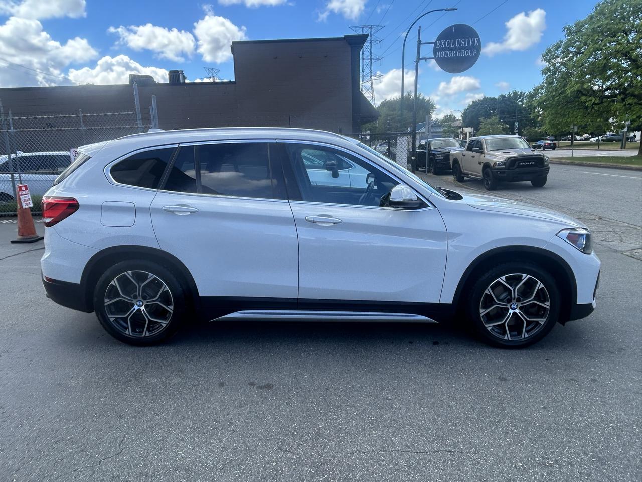 2020 BMW X1 28i - Photo 25