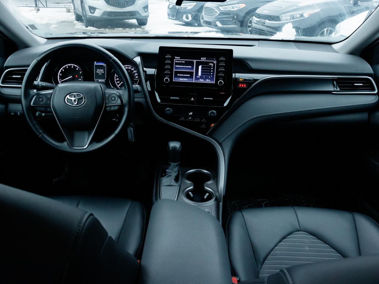 2024 Toyota Camry SE| CLEAN CARFAX | NO ACCIDENTS| Photo