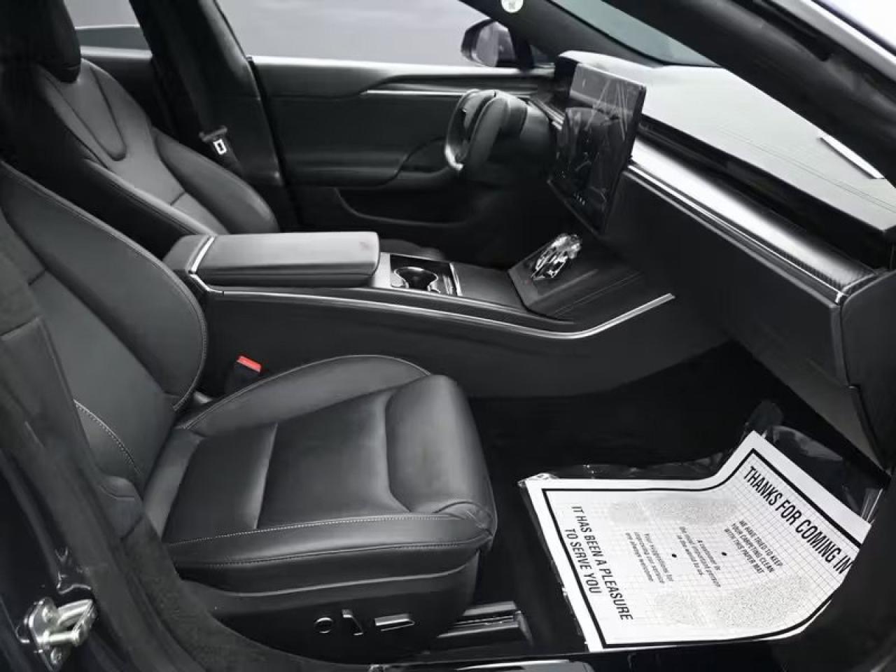 2022 Tesla Model S Plaid Photo