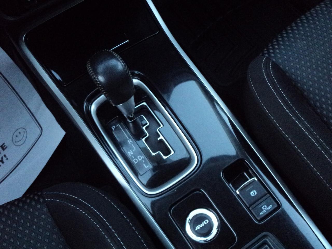 2019 Mitsubishi Outlander ES AWC 2.4L4cylGas HeatedSeats BackUpCam Photo