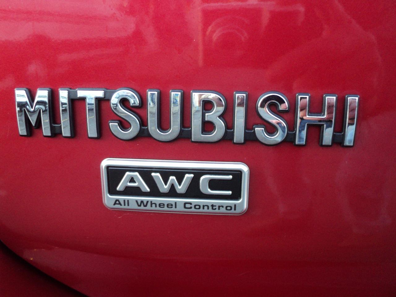 2019 Mitsubishi Outlander ES AWC 2.4L4cylGas HeatedSeats BackUpCam Photo