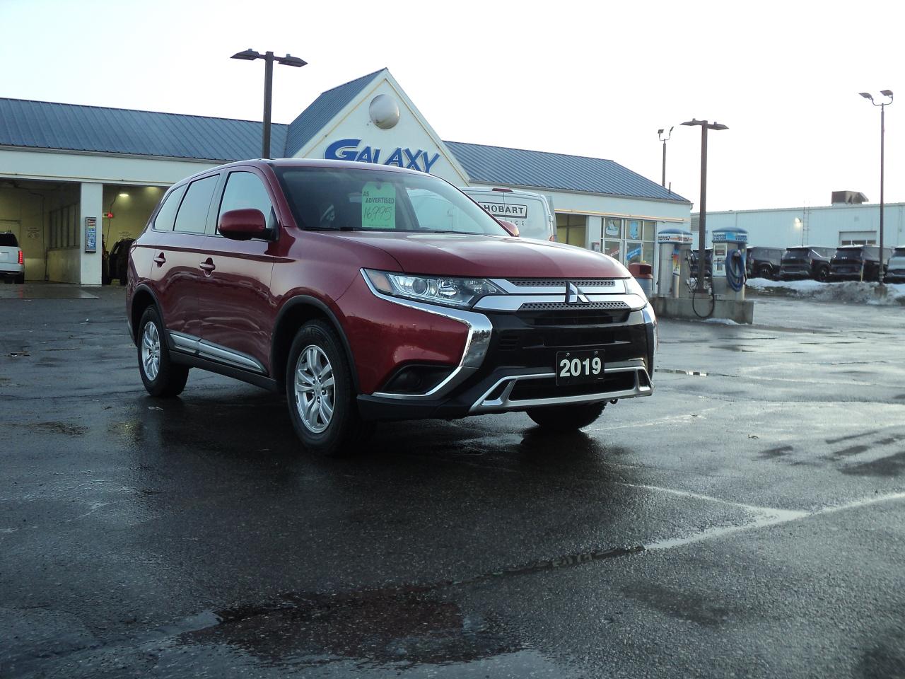 2019 Mitsubishi Outlander ES AWC 2.4L4cylGas HeatedSeats BackUpCam Photo