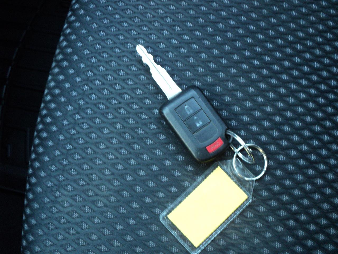 2019 Mitsubishi Outlander ES AWC 2.4L4cylGas HeatedSeats BackUpCam Photo