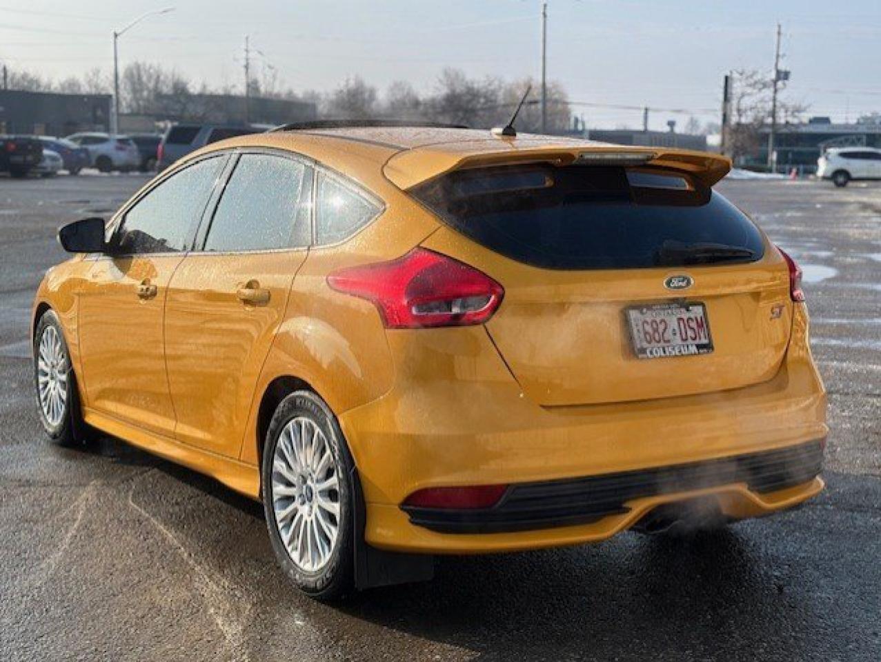 2015 Ford Focus ST **6 SPEED MANUAL-SUNROOF-NAVI-FOCUS RS WHEELS** Photo