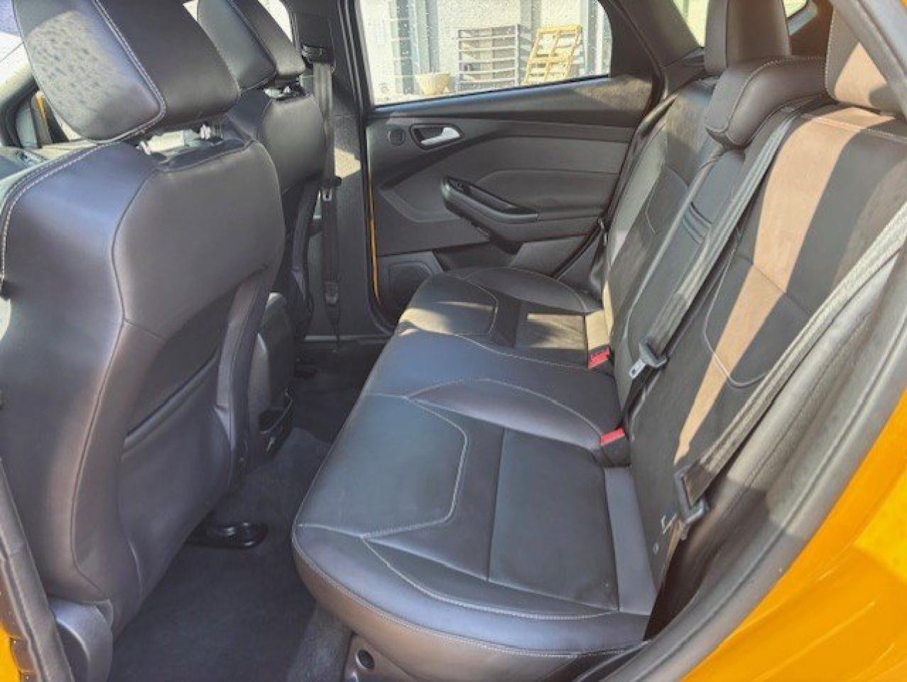 2015 Ford Focus ST **6 SPEED MANUAL-SUNROOF-NAVI-FOCUS RS WHEELS** Photo