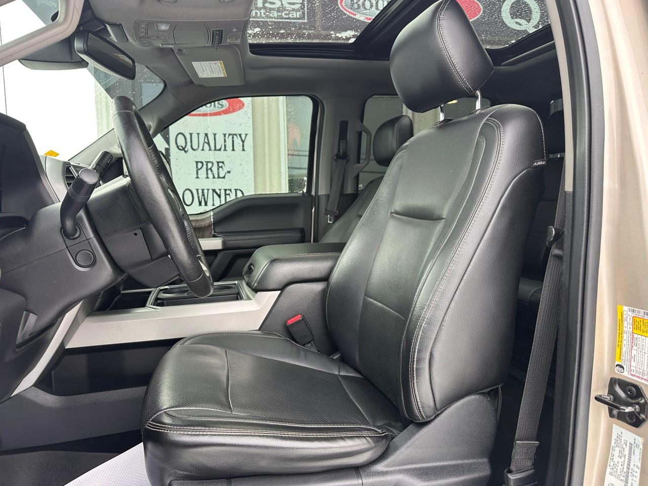 2017 Ford F-250 Super Duty SRW LARIAT 4WD CREW CAB 6.75' BOX Photo