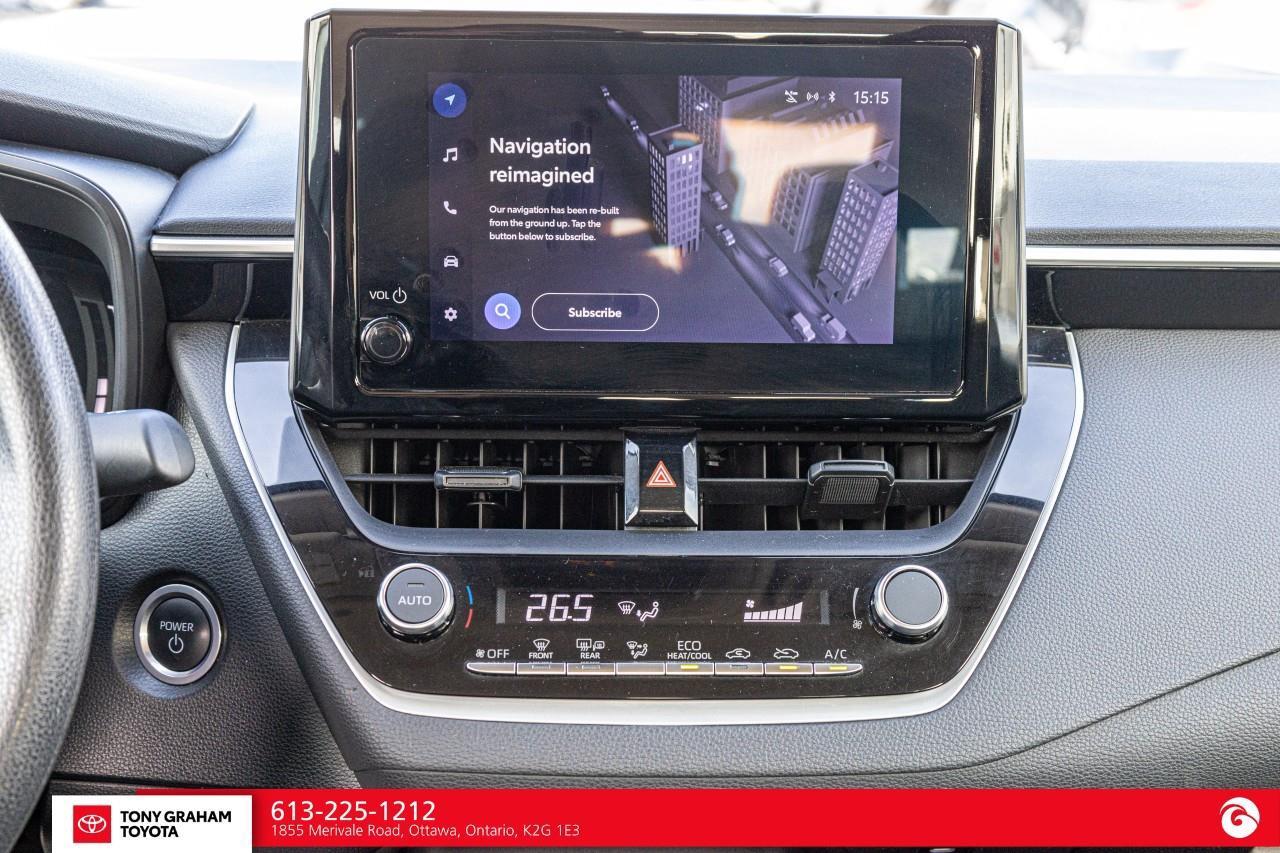 2024 Toyota Corolla Hybrid LE Photo