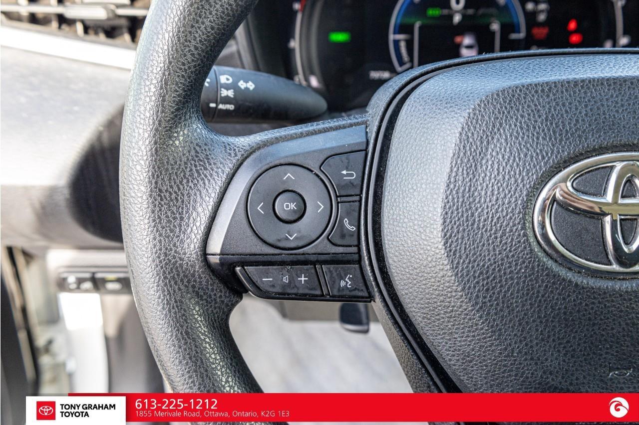 2024 Toyota Corolla Hybrid LE Photo