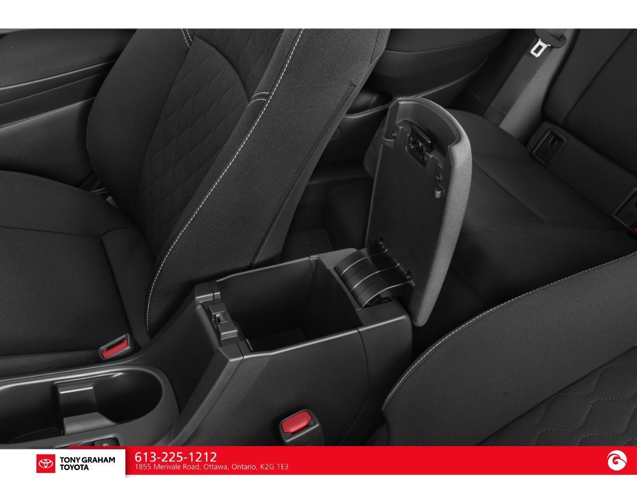 2024 Toyota Corolla Hybrid LE Photo