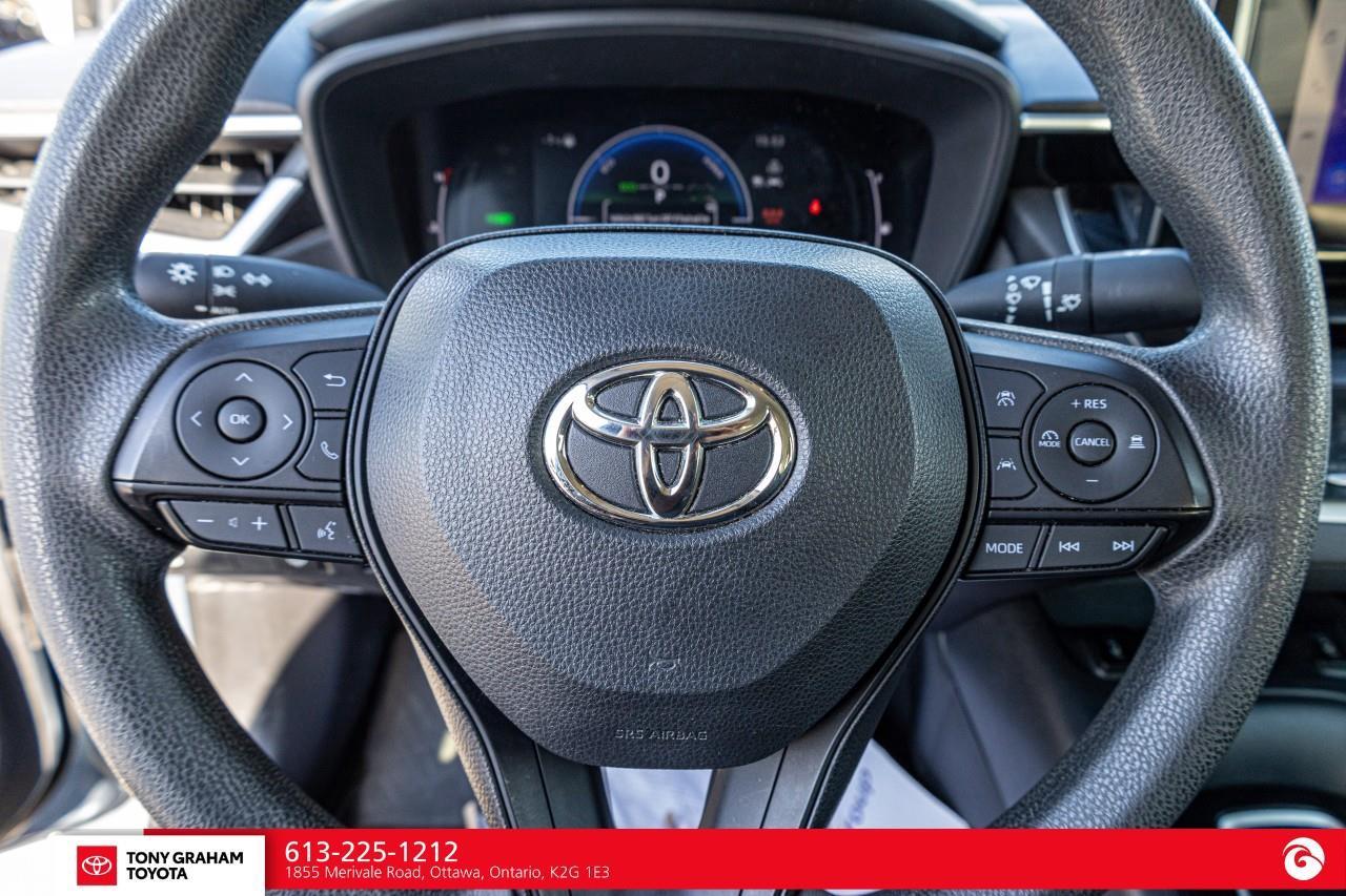 2024 Toyota Corolla Hybrid LE Photo