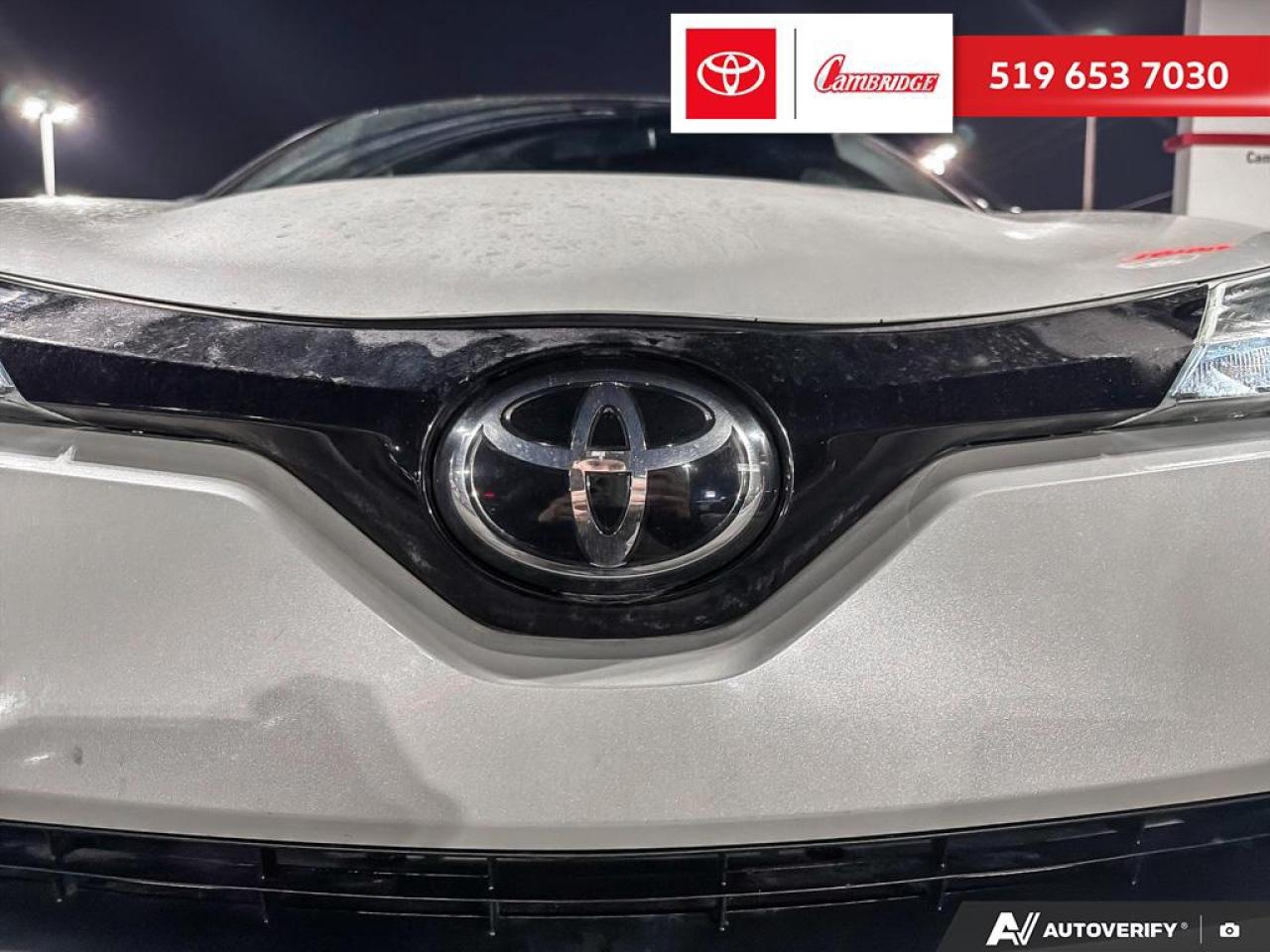 2021 Toyota C-HR XLE Premium Photo