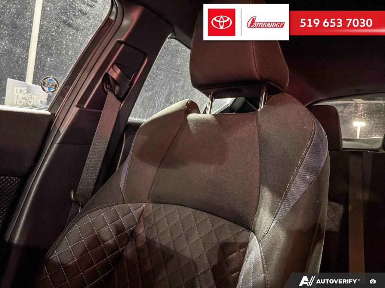 2021 Toyota C-HR XLE Premium Photo