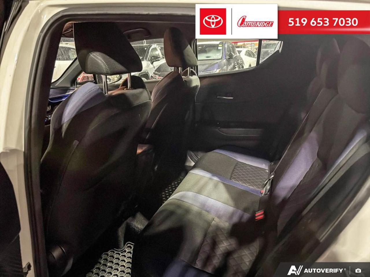 2021 Toyota C-HR XLE Premium Photo