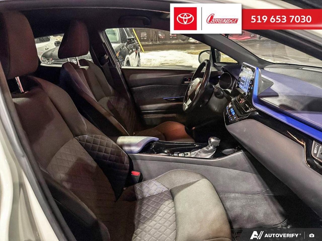 2021 Toyota C-HR XLE Premium Photo