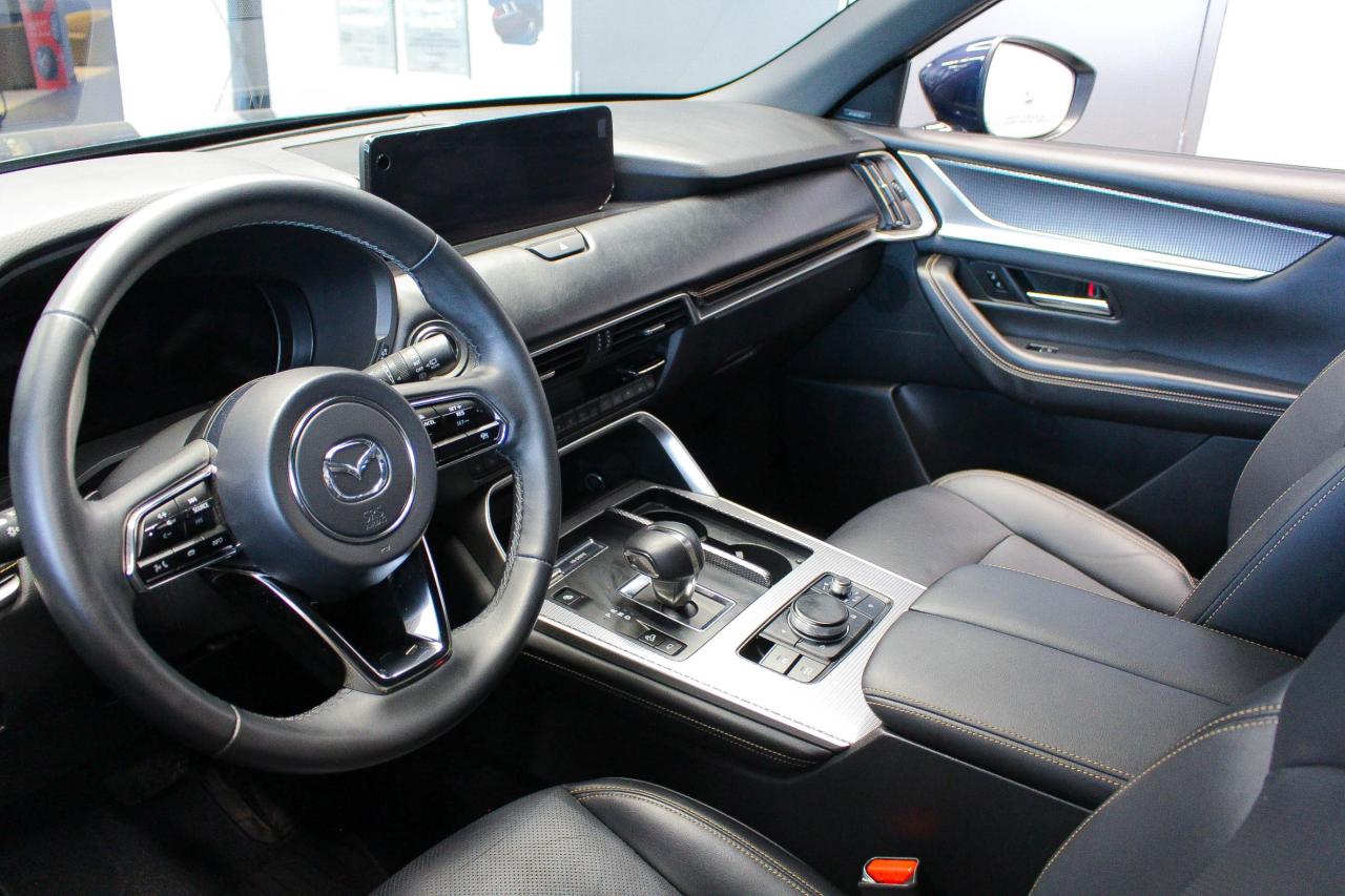 2024 Mazda CX-90 PHEV GT BOSE AUDIO - NAVIGATION - 360 DEGREE CAMERA - HEATED FRONT SEATS/VENTILATED SEATS Photo