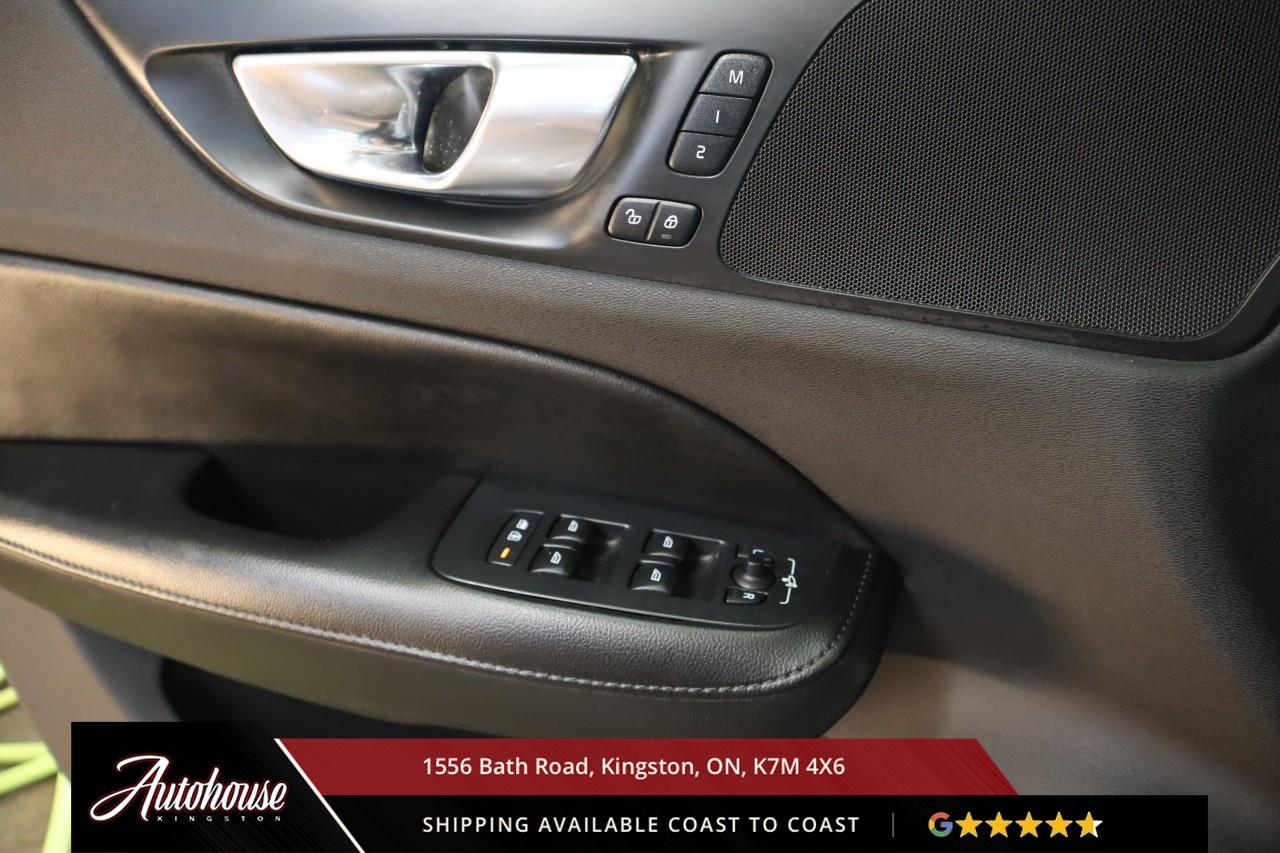 2021 Volvo S60 T5 Momentum COLLISION AVOIDANCE - PANORAMIC MOONROOF Photo