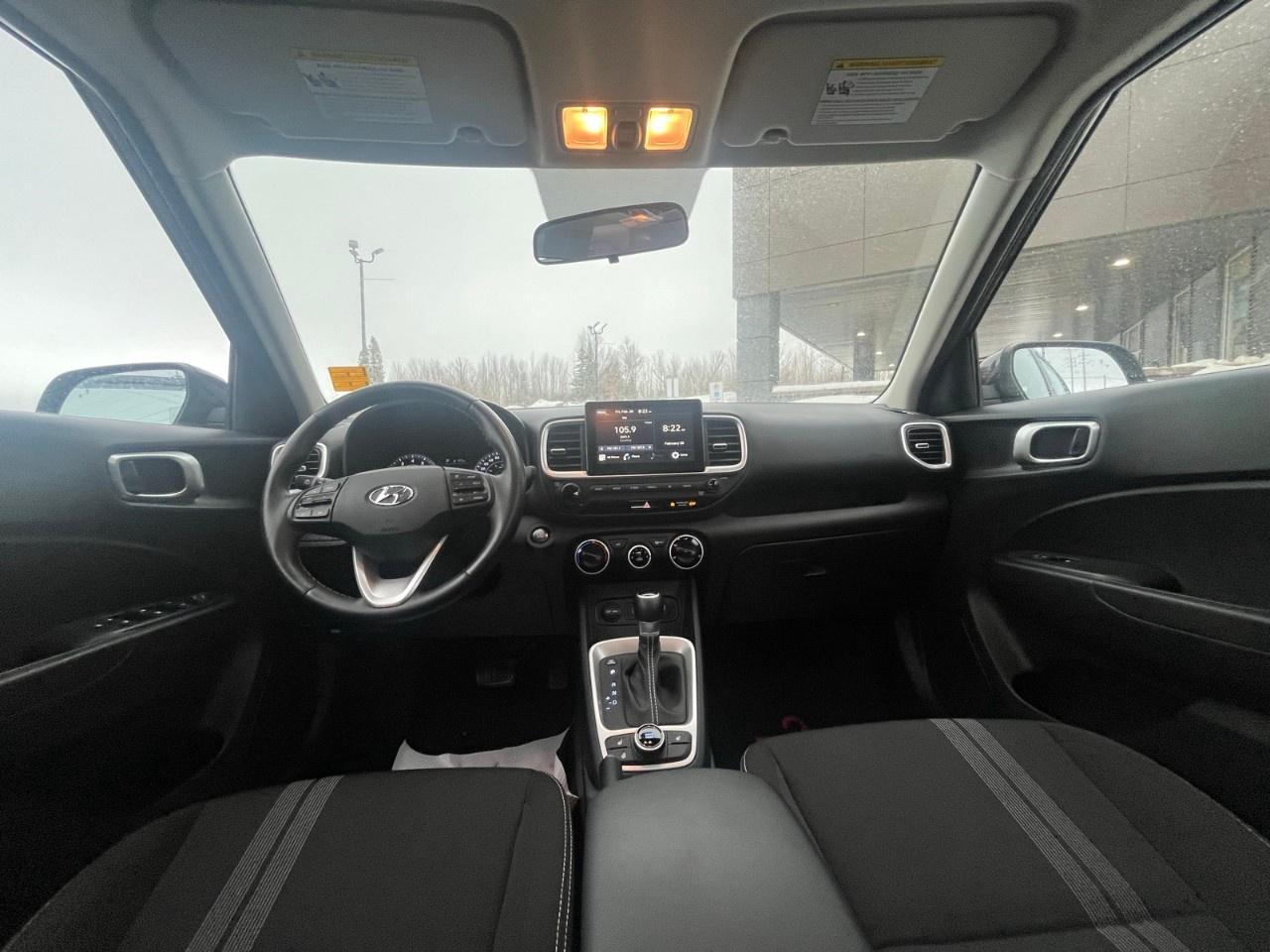 2021 Hyundai Venue Trend IVT Photo