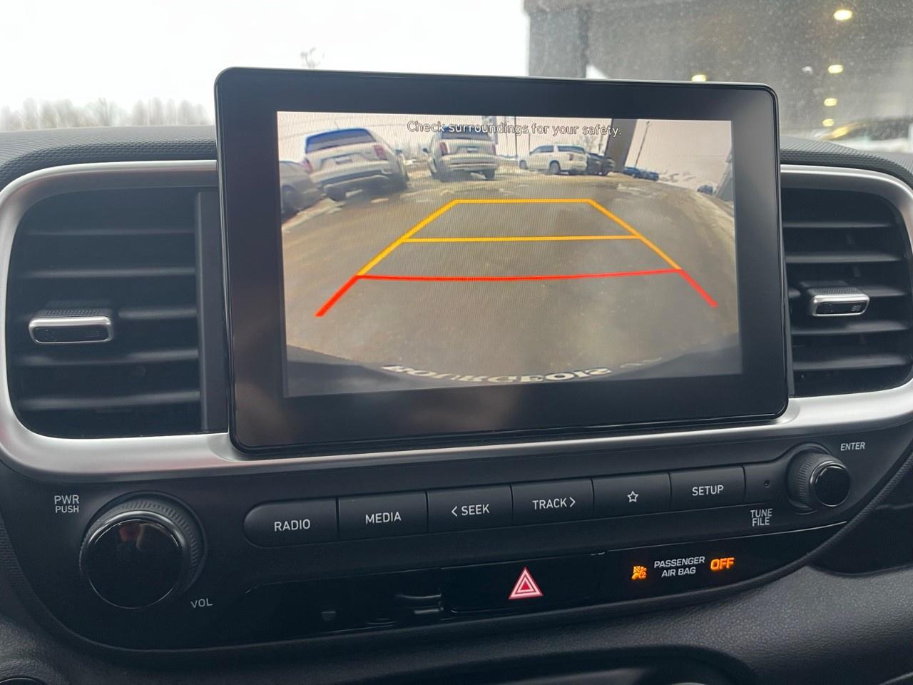 2021 Hyundai Venue Trend IVT Photo