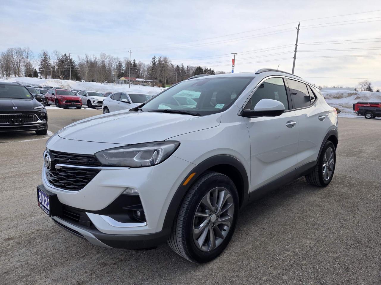 2022 Buick Encore GX Essence One Owner | Leather | Nav | Sunroof | Tech Package | 18" Wheels Photo3