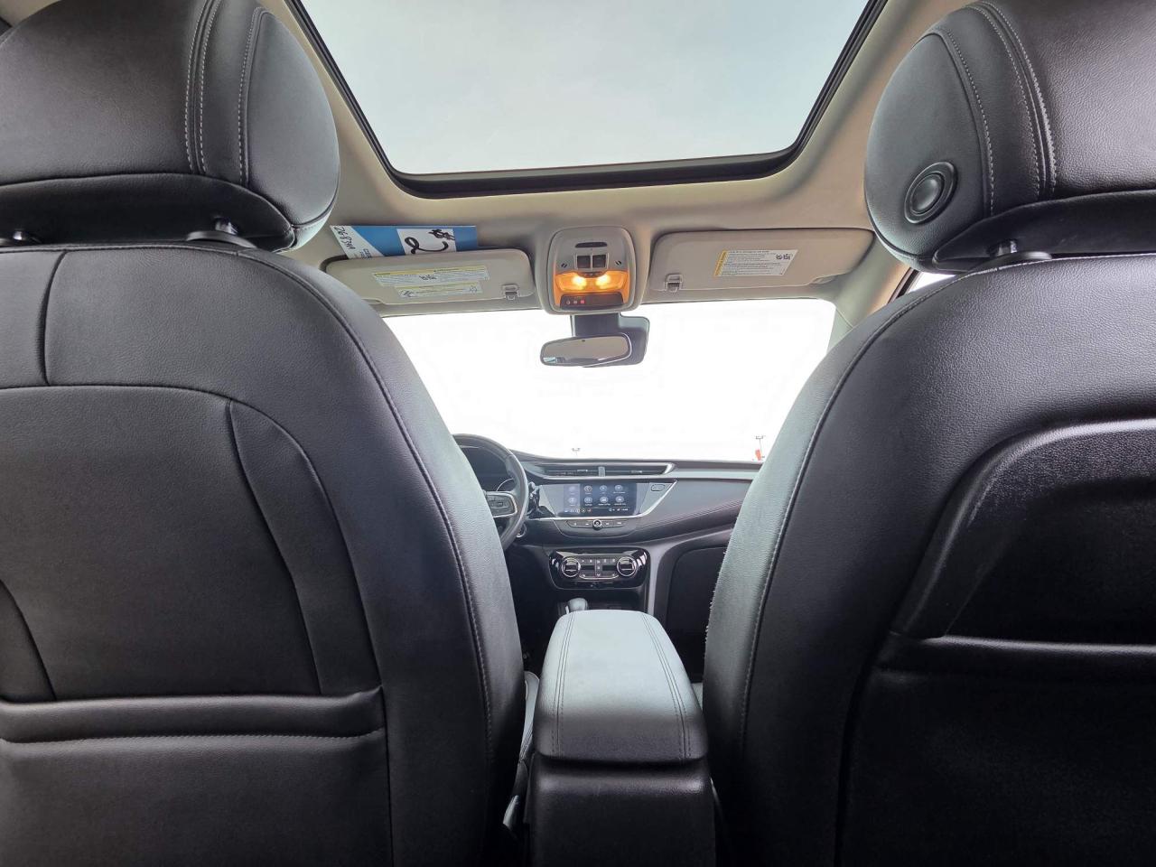 2022 Buick Encore GX Essence One Owner | Leather | Nav | Sunroof | Tech Package | 18" Wheels Photo