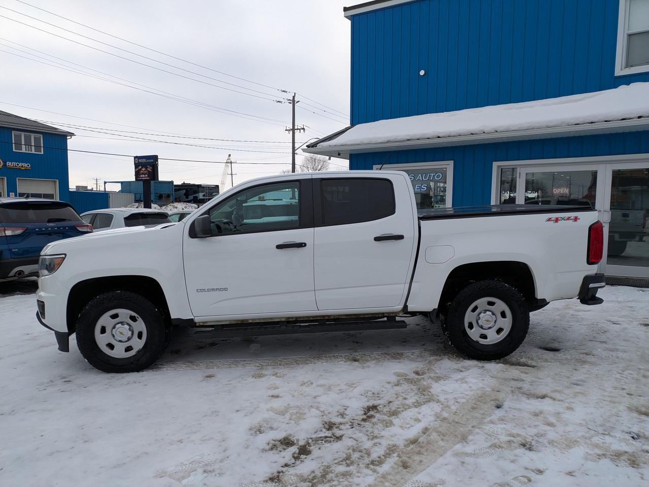 2016 Chevrolet Colorado 4WD Crew Cab 128.3" WT Photo