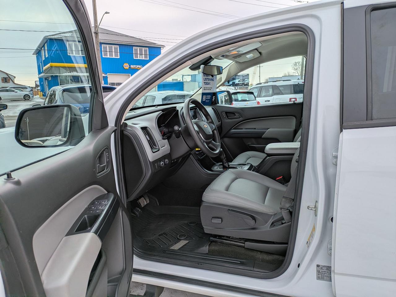 2016 Chevrolet Colorado 4WD Crew Cab 128.3" WT Photo