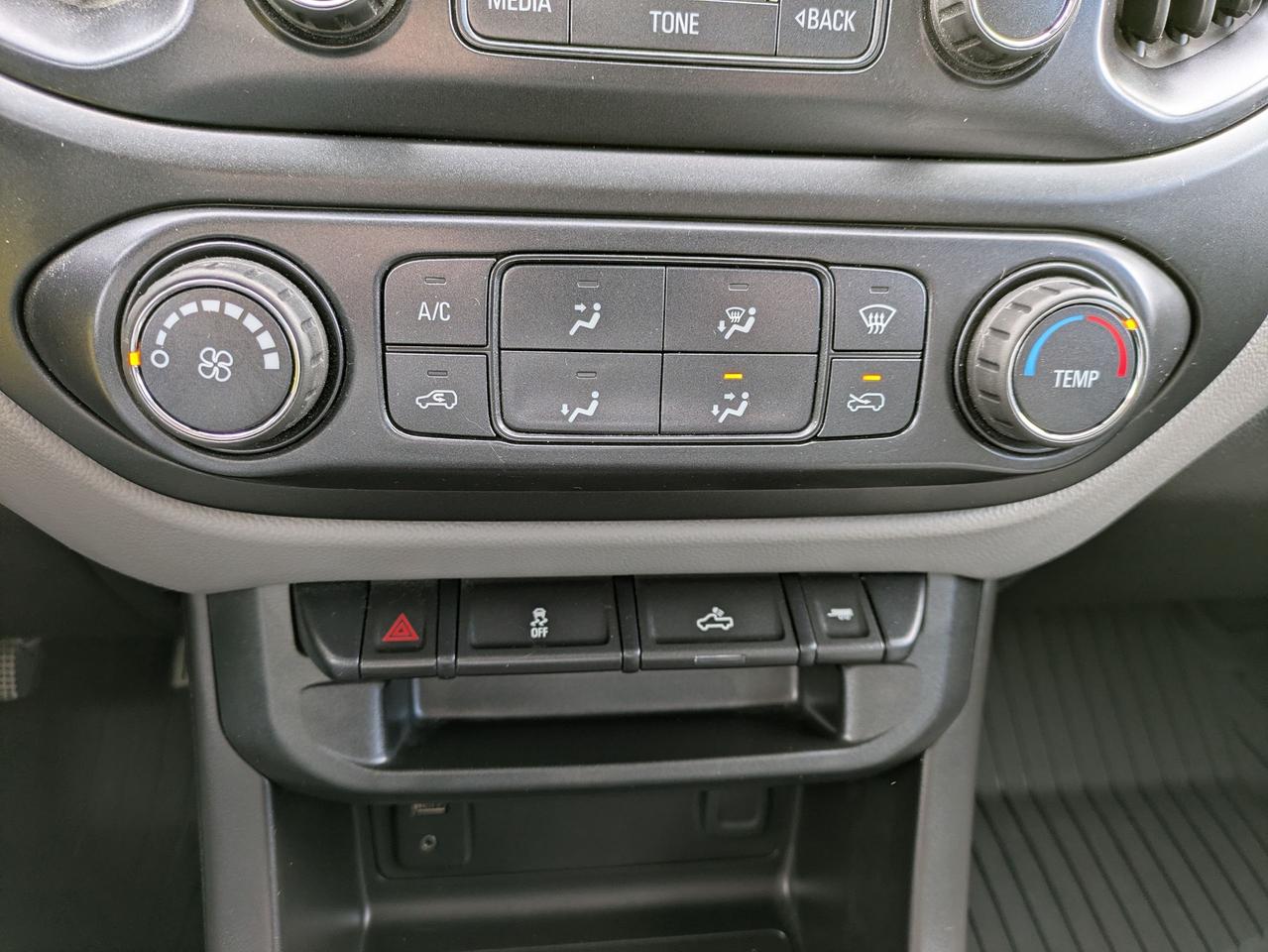 2016 Chevrolet Colorado 4WD Crew Cab 128.3" WT Photo