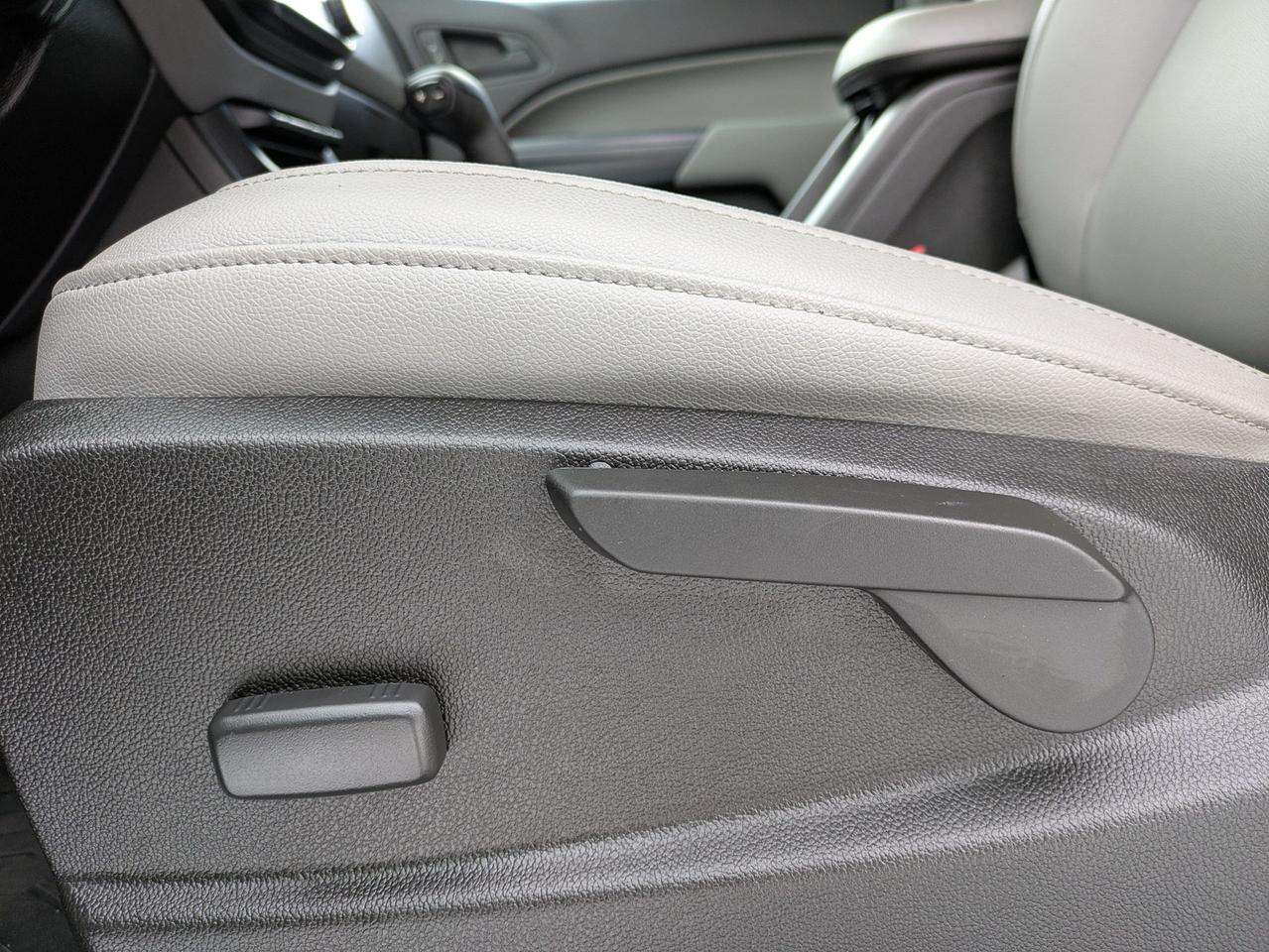 2016 Chevrolet Colorado 4WD Crew Cab 128.3" WT Photo