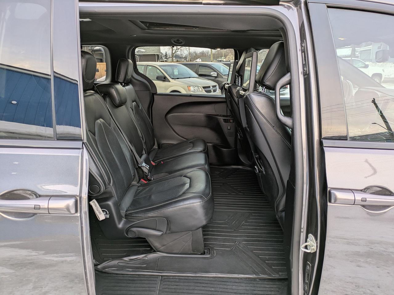 2021 Chrysler Pacifica TOURING-L Plus FWD Photo