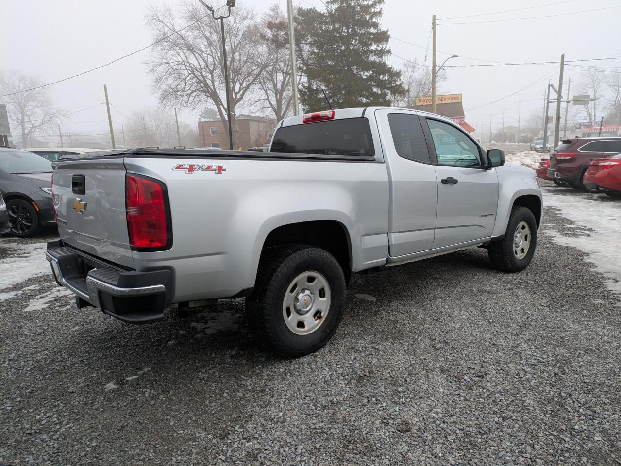 2017 Chevrolet Colorado 4WD Ext Cab 128.3" WT Photo
