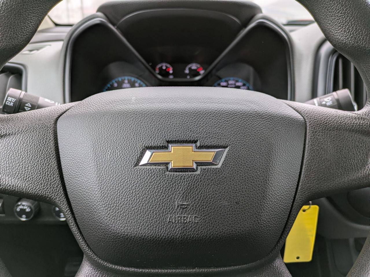 2017 Chevrolet Colorado 4WD Ext Cab 128.3" WT Photo