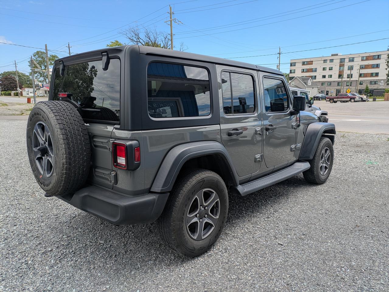2019 Jeep Wrangler Sport 4X4 Photo4