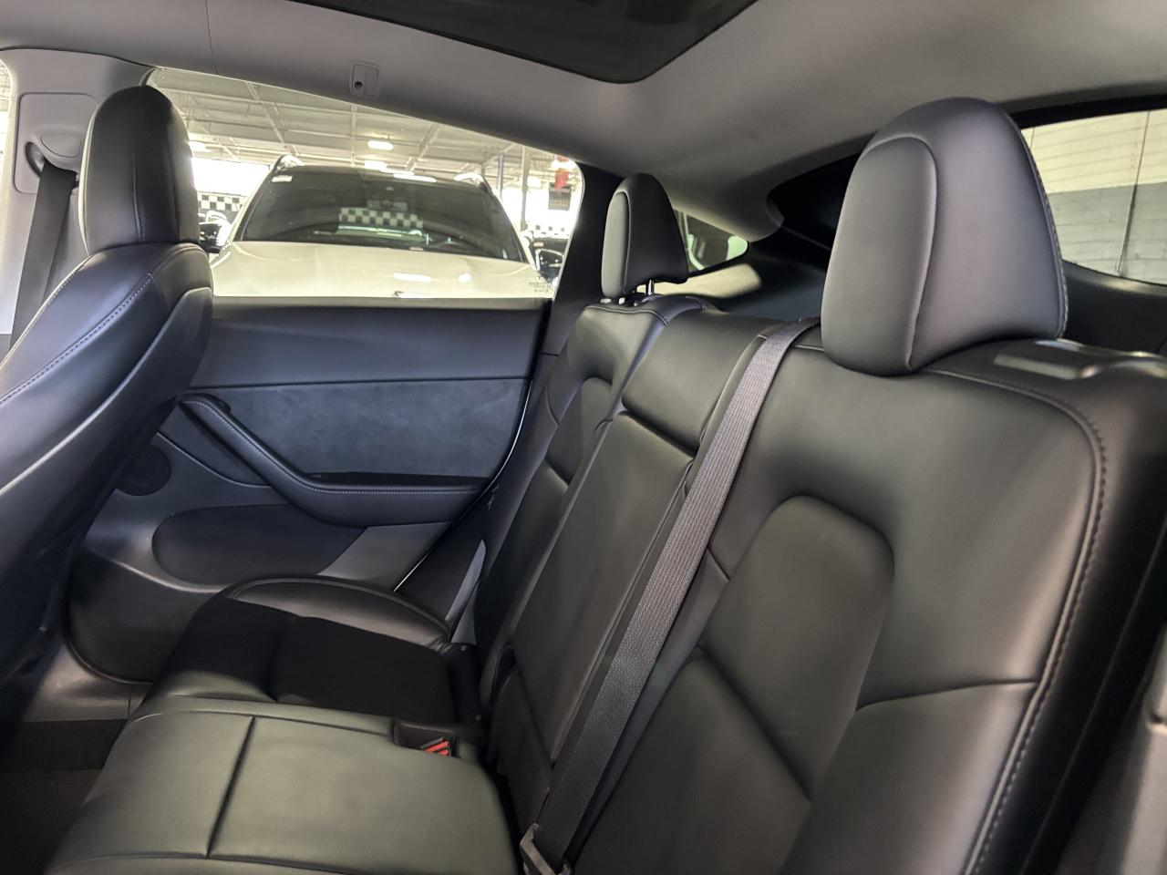 2022 Tesla Model Y Long Range AWD|DUALMOTOR|ACCELBOOST|AUTOPILOT|NAV| Photo