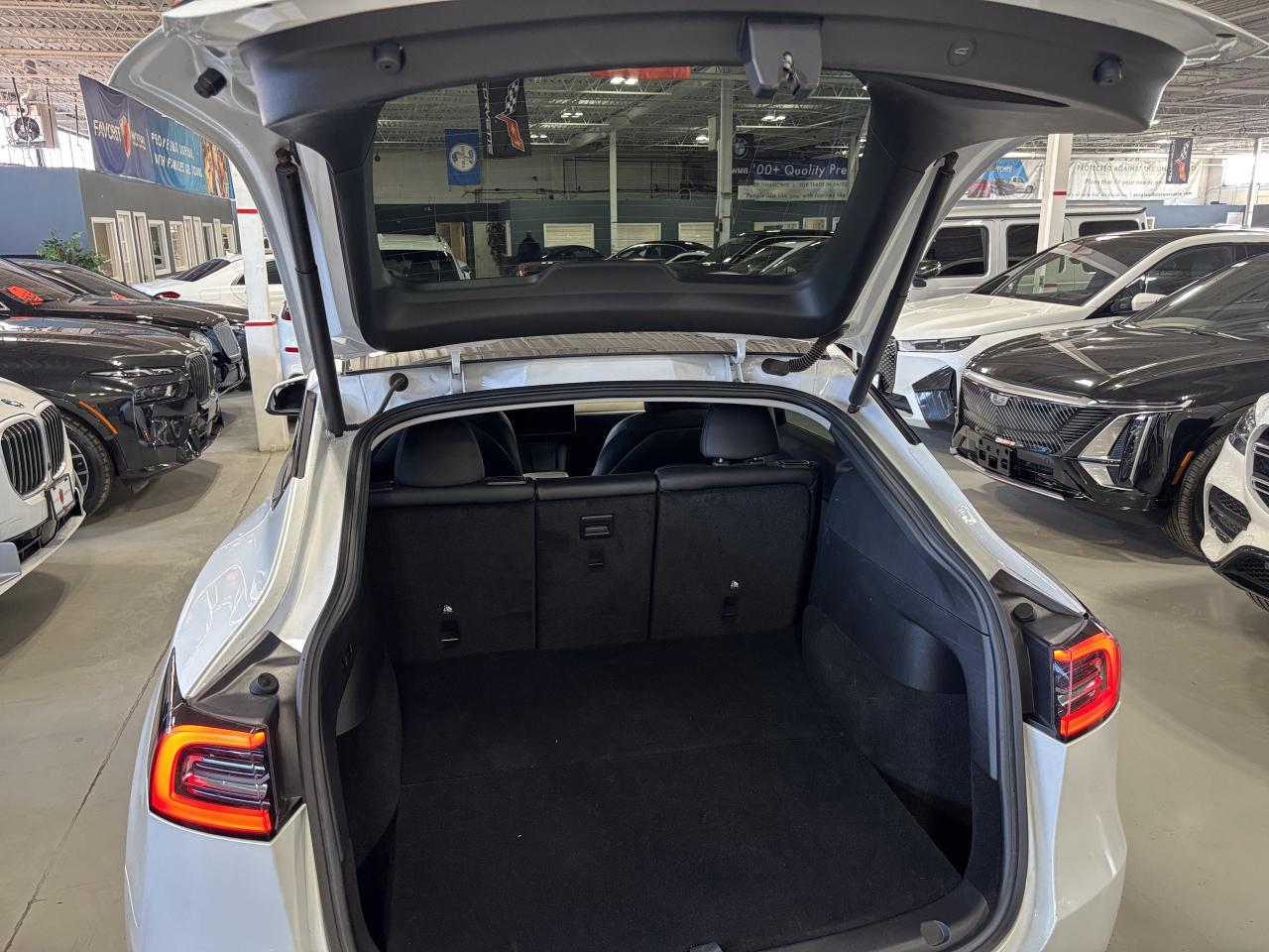 2022 Tesla Model Y Long Range AWD|DUALMOTOR|ACCELBOOST|AUTOPILOT|NAV| Photo